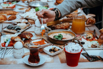 Diyetisyen Benli uyarıyor! Ramazan ayında bunları yapmaktan kaçının…