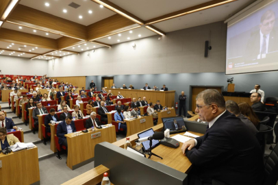 Tugay: Bu komployu yapanlara yazıklar olsun